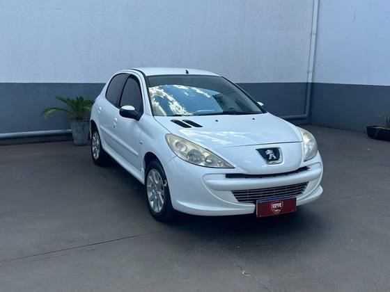 PEUGEOT 207 1.4 XR 8V FLEX 4P MANUAL